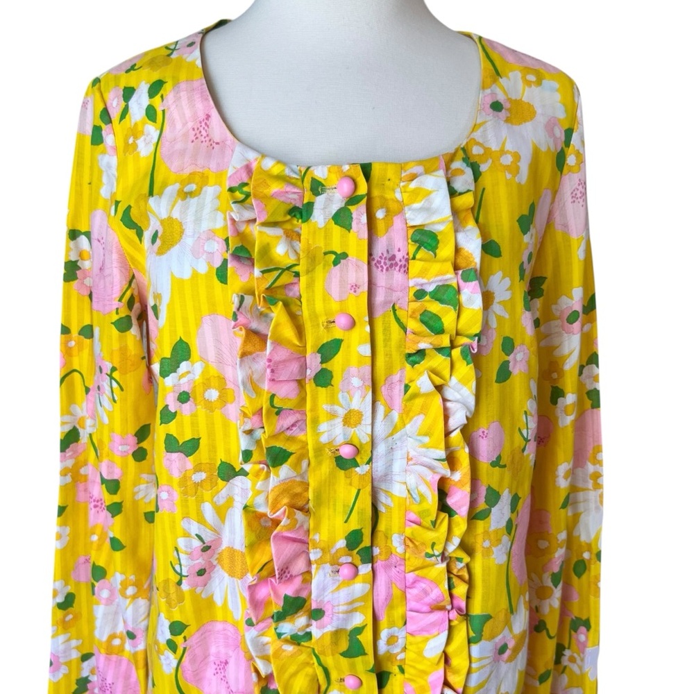 Vintage Sandcastle Floral Button Down Blouse View 2